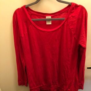 Thin long sleeve red shirt